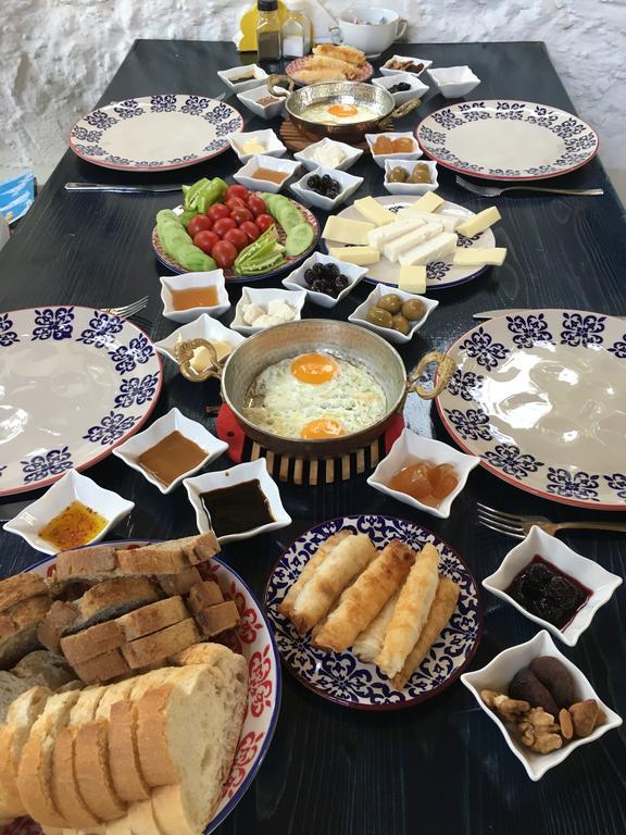 Zakkum Pansiyon Каш Екстер'єр фото